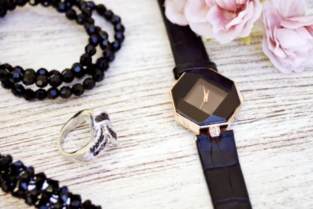 Waarom een Cartier Tank voor dames bij elke stijl past